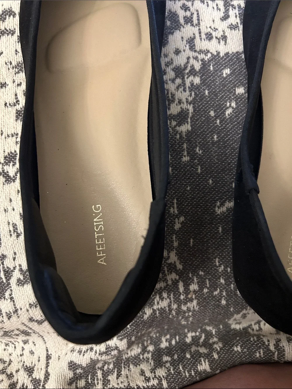 AFEETSING Black Round Toe Ballet Flats with Bow size 11 GUC
